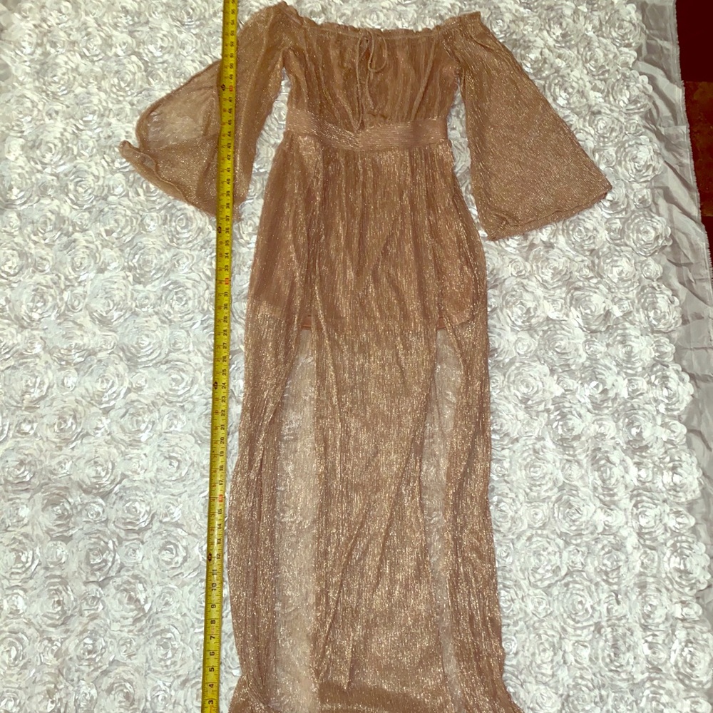 Kiss me slowly off shoulder dress ( Rose Gold )